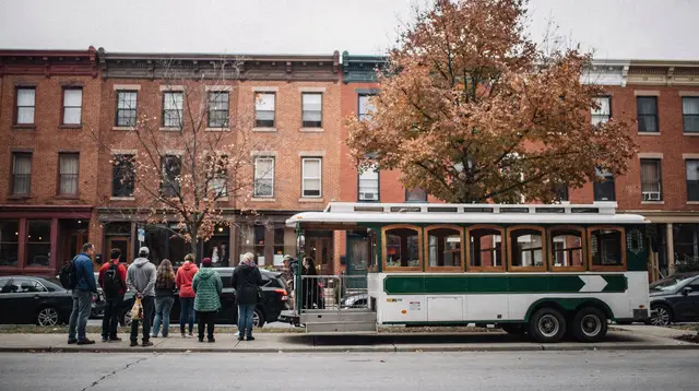 Bus trolley tours