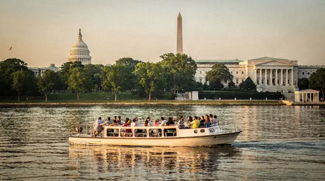 Cruises boat tours
