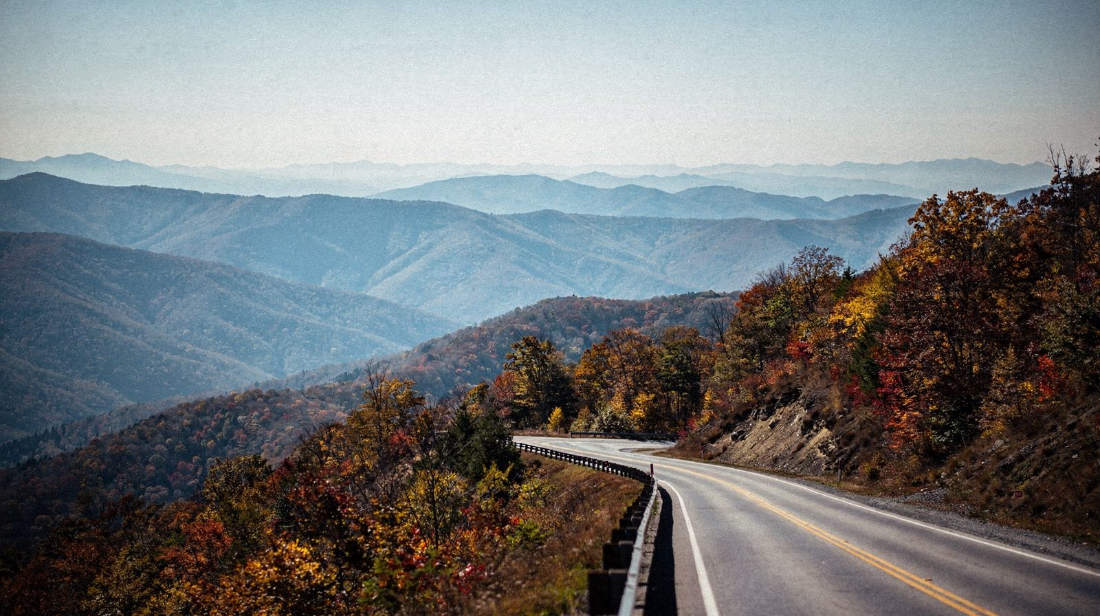 Shenandoah & the Blue Ridge: Skyline Drive, Luray Caverns and Charlottesville