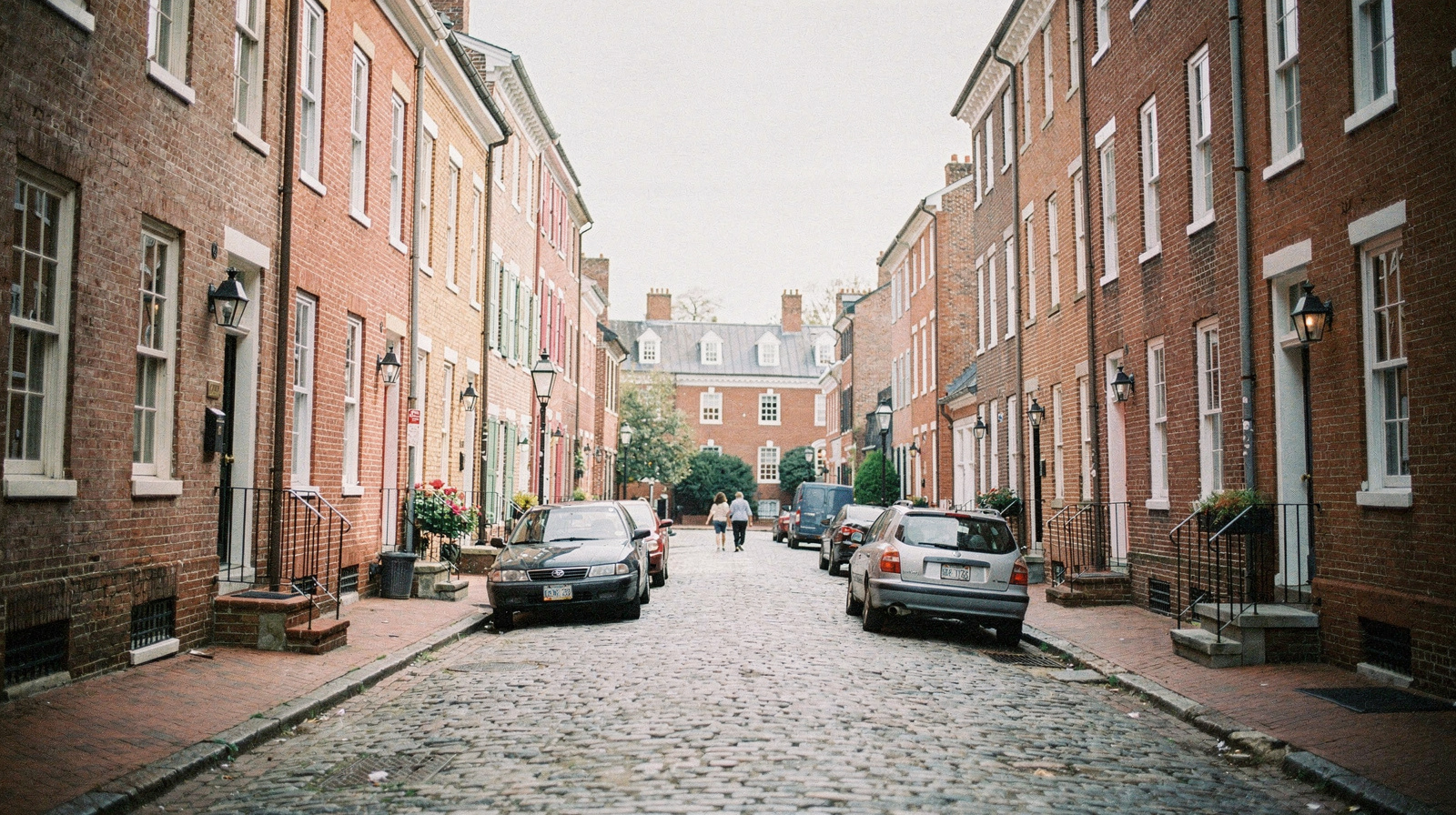 Georgetown vs. Old Town Alexandria: Which Historic Waterfront Wins?