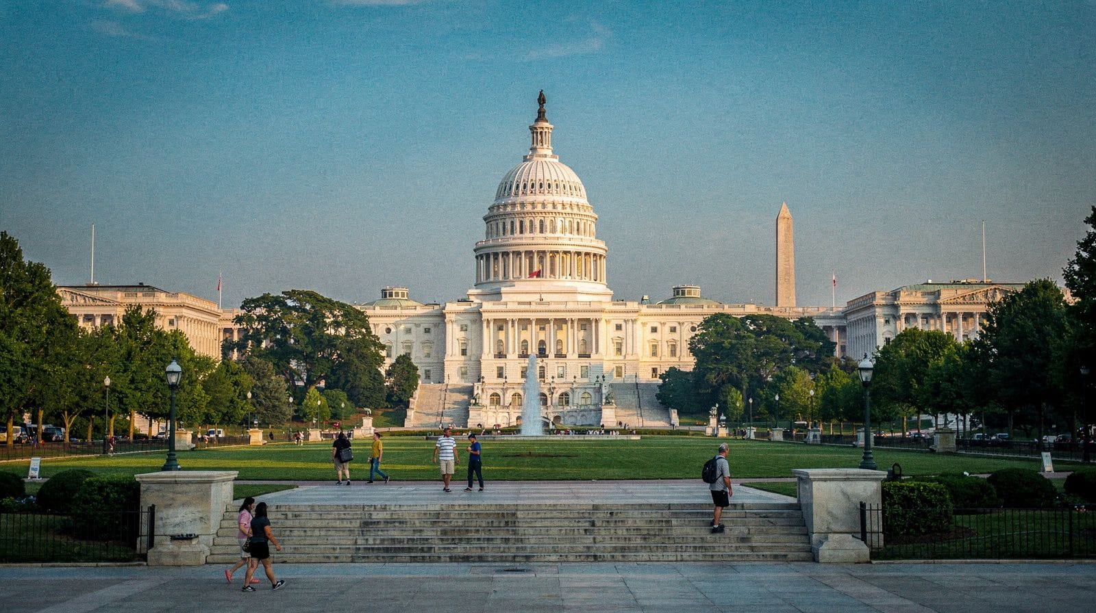 The Capitol and the White House: How Access Really Works